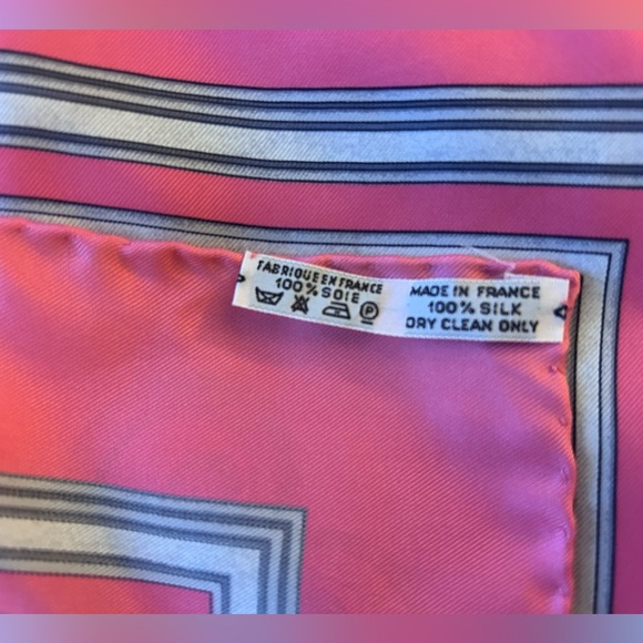 Hermes Silk Scarf Les Tuileries Pink 90cm - Picture 9 of 10